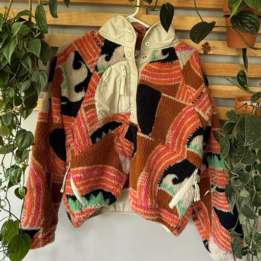 Rocky Ridge pull over fleece